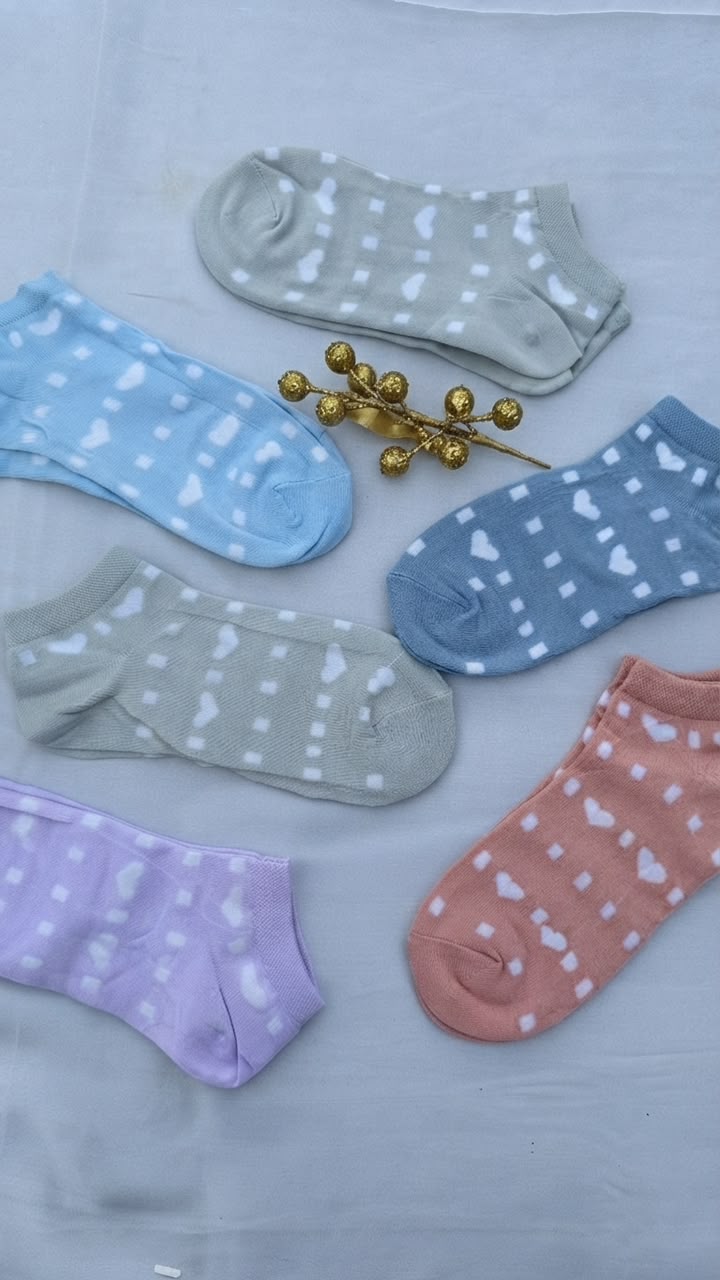 Heart print socks