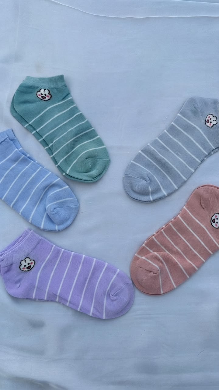 Cute cartoon striped ankle socks